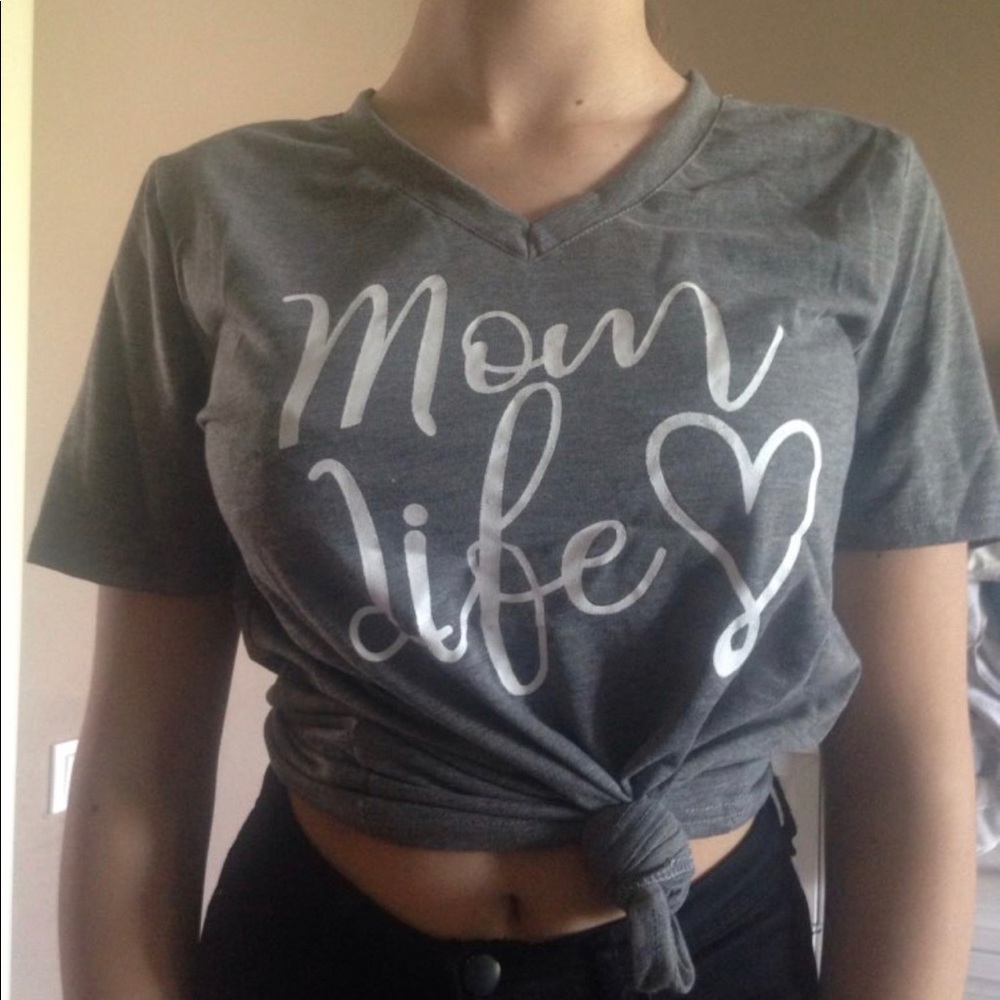 Mom Life T-Shirt - Picture 3 of 4